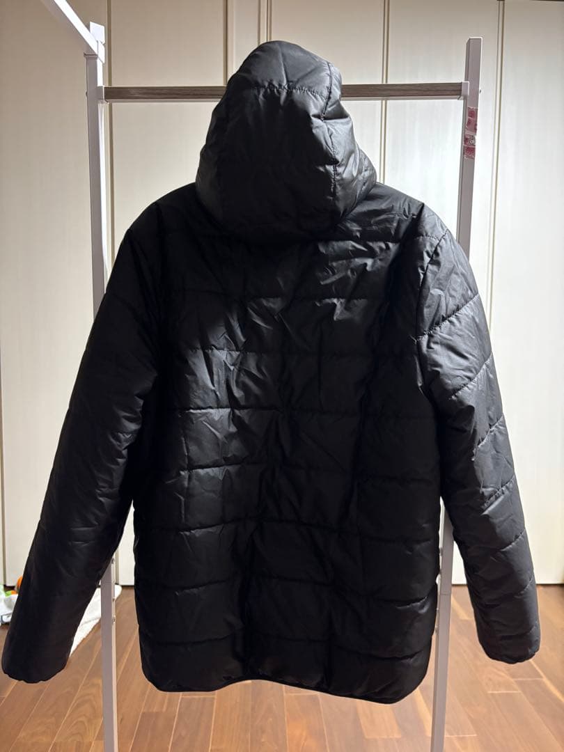 パタゴニア　キッズ　リバーシブル　アウター