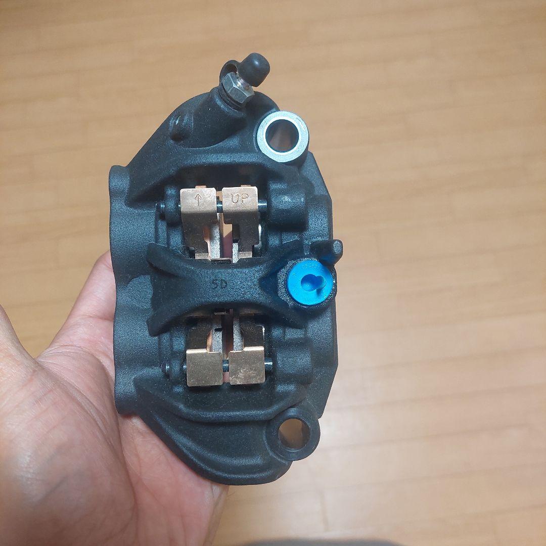 Kawasaki ブレーキキャリパー 黒