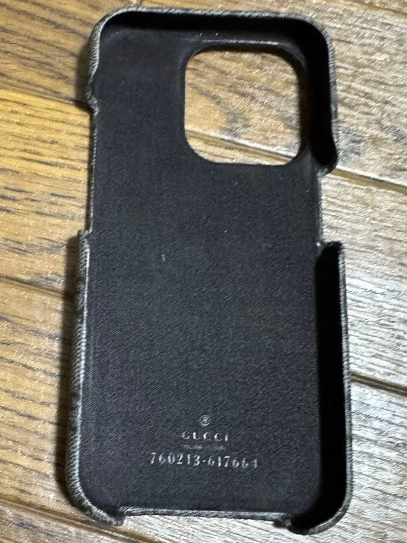 直営店購入 GUCCI iPhone15 PRO スマホケース