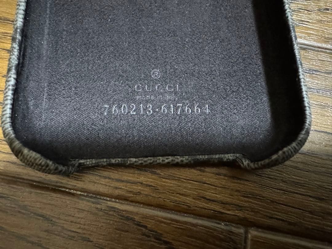 直営店購入 GUCCI iPhone15 PRO スマホケース