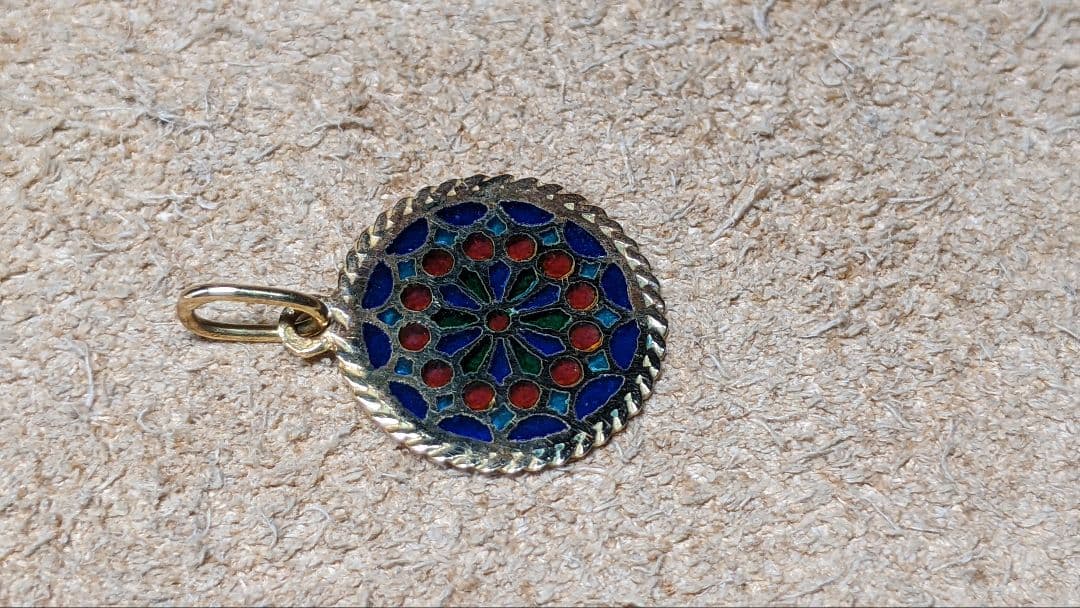 K18 エマイユ ノ−トルダム大聖堂 ネックレス トップ