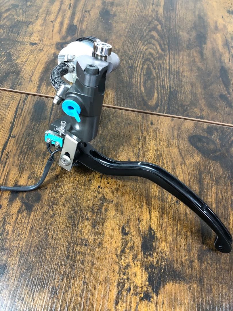 ブレンボ CNC ラジアルブレーキマスター　φ19×16mm 汎用品