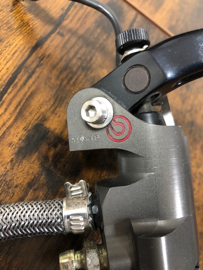 ブレンボ CNC ラジアルブレーキマスター　φ19×16mm 汎用品