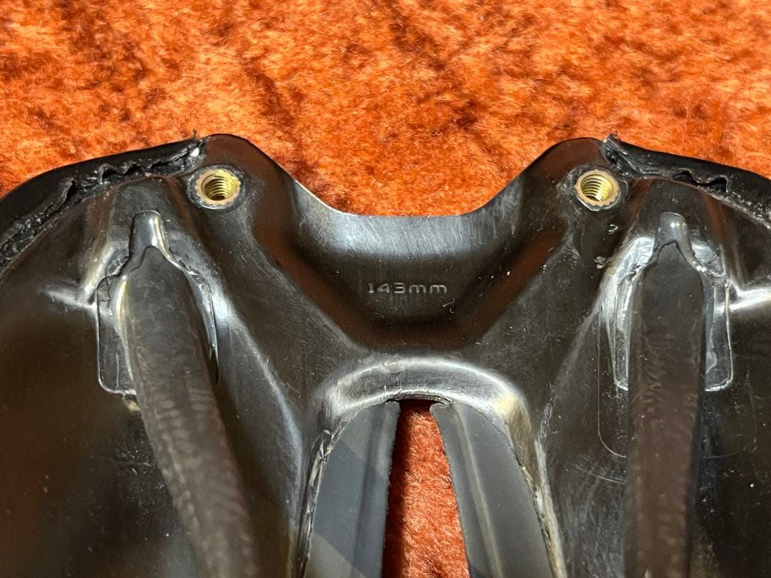 S-WORKS Romin EVO サドル 143mm