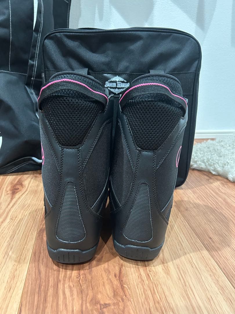 新品未使用スノーボード　150 ビンディング　スノーブーツ23センチ　セット