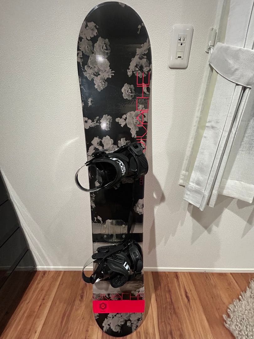 新品未使用スノーボード　150 ビンディング　スノーブーツ23センチ　セット