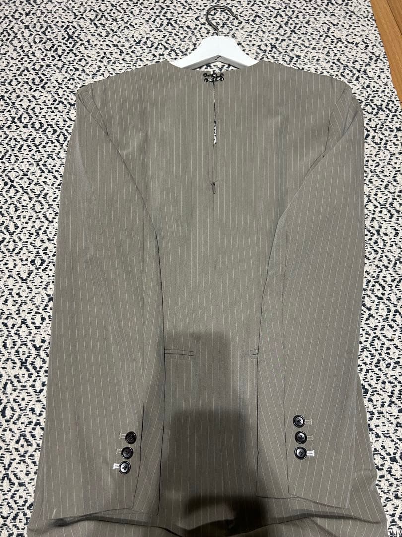 レース付きブラトップとスーツセット