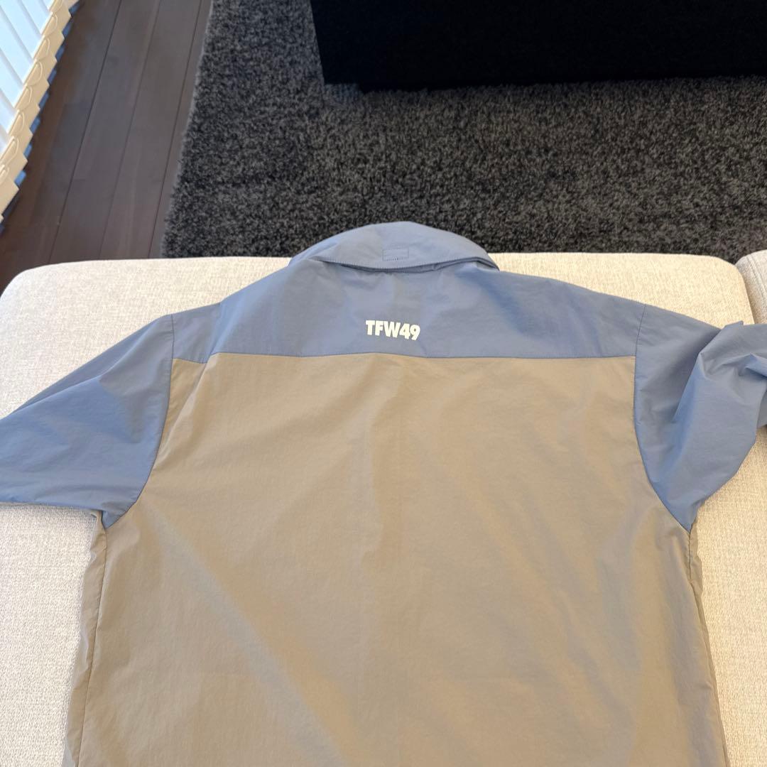 TFW49 ウィンドブレーカー　りんぱぱ