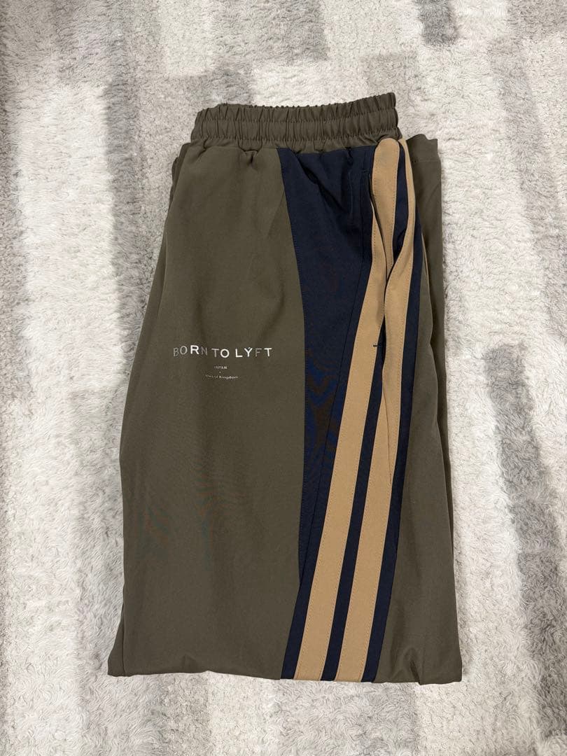 パンツ LYFT2LINE ADJUSTABLE WIDE TRACK PANTS 2