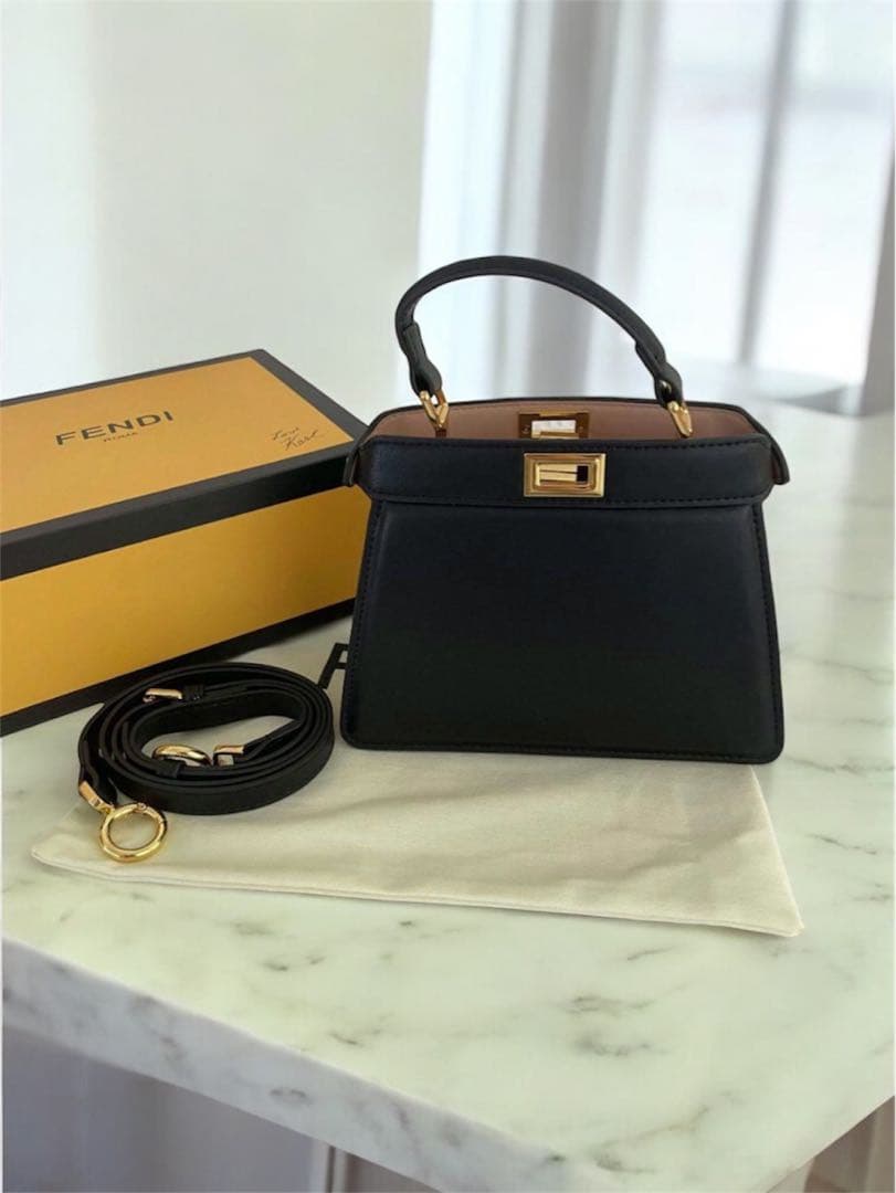 FENDI ピーカブー スモール 2WAY 黒 美品