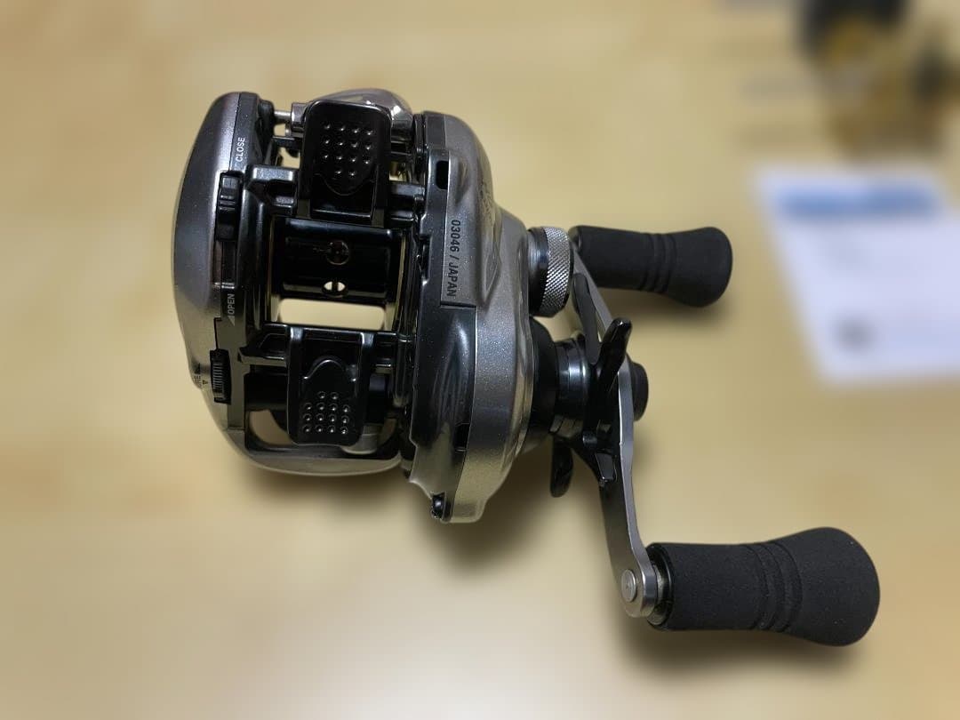 Shimano nium HG ベイトリール