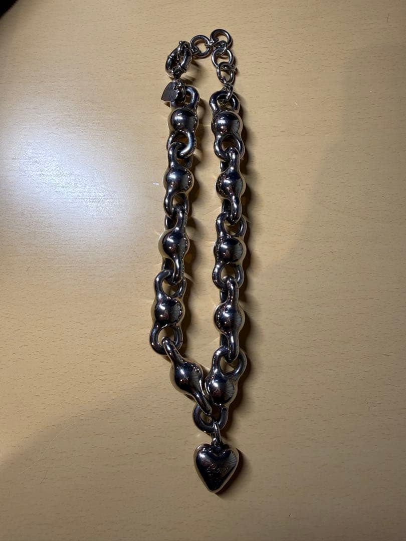 acne studios ハートチャームネックレス シルバー