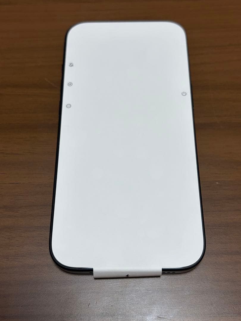 Apple iPhone 15 ブラック 本体　128GB