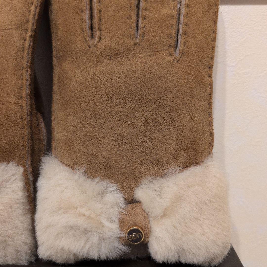 美品 UGG リボン　ベージュ　 シープスキン 手袋 L