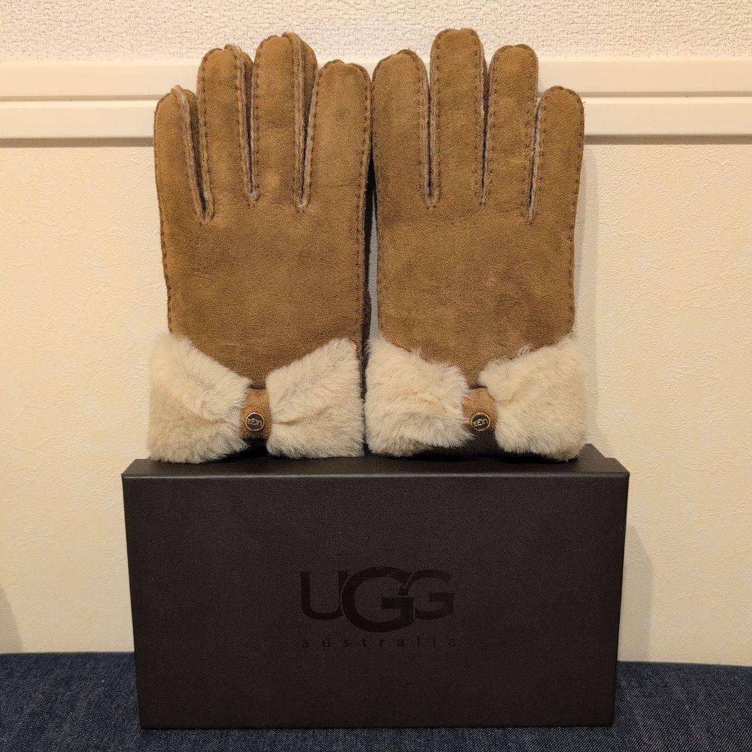 美品 UGG リボン　ベージュ　 シープスキン 手袋 L