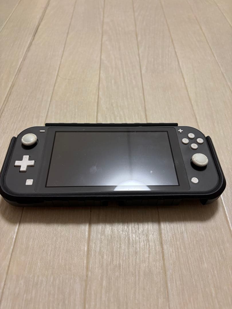 ただいま値下げ中！Nintendo Switch Lite ブラック