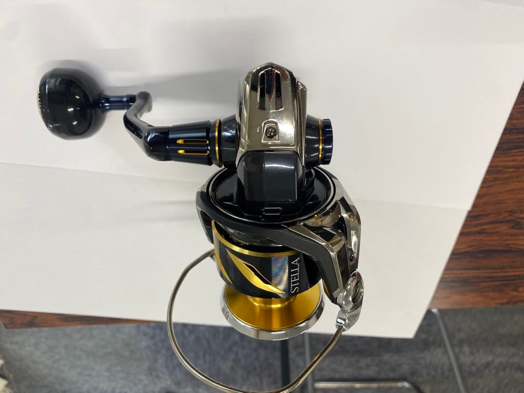 美品！シマノ　19ステラSW8000HGスピニングリール