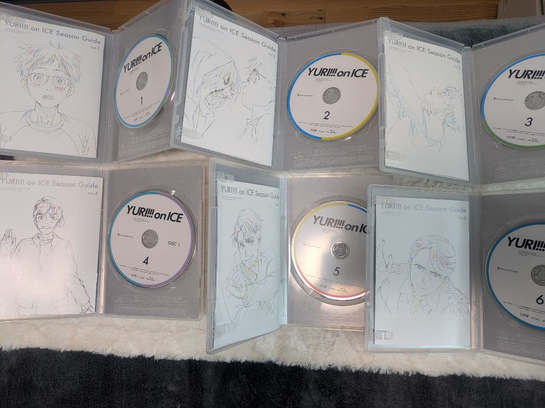 ユーリ!!! on ICE Blu-ray 全6巻セット 特典付録 BOX 美品