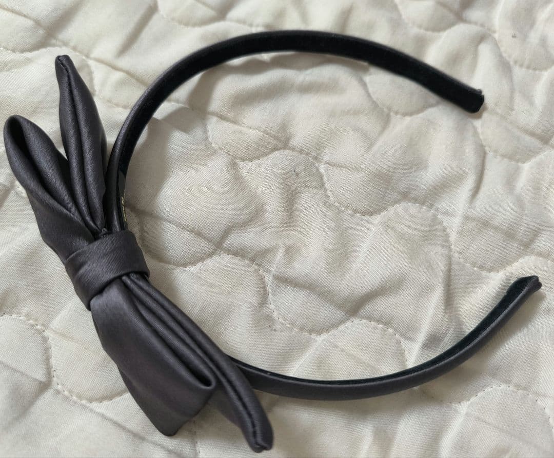 ALEXANDRE DE PARIS リボン カチューシャ