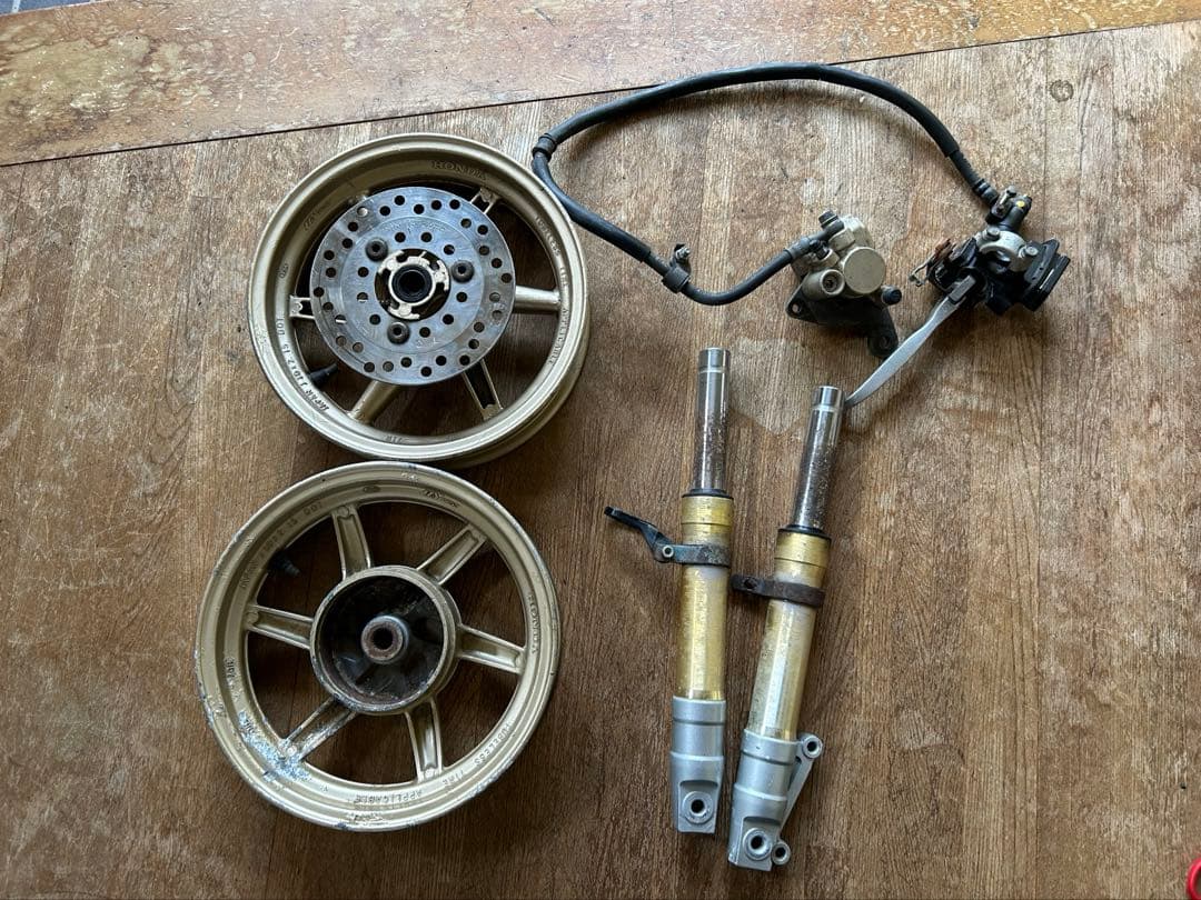 N*様 HONDA ライブディオZX フロントフォーク&ブレーキ&前後ホイール