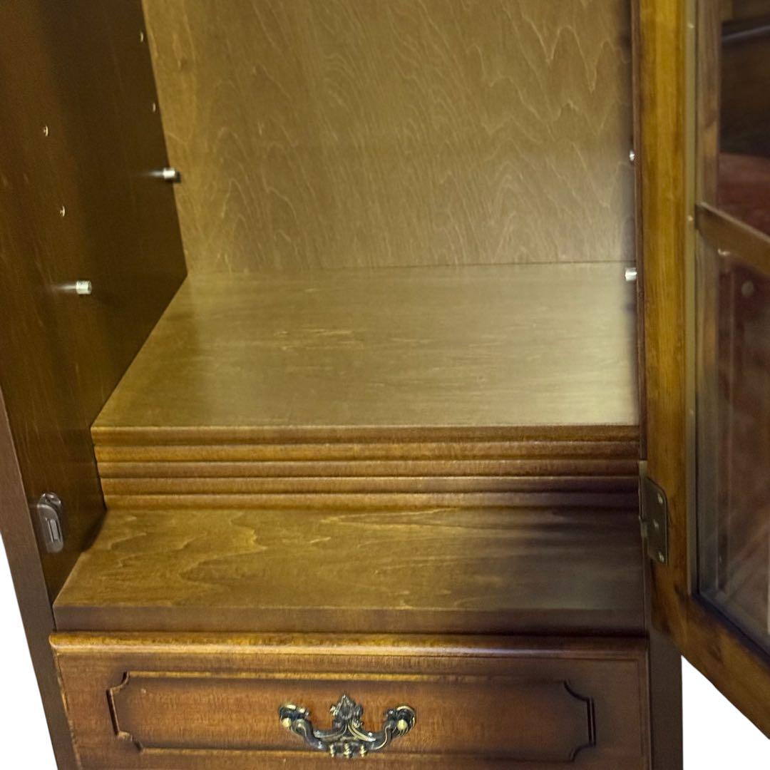 HR636 【美品】希少デザインkarimoku コロニアルスリムカップボード