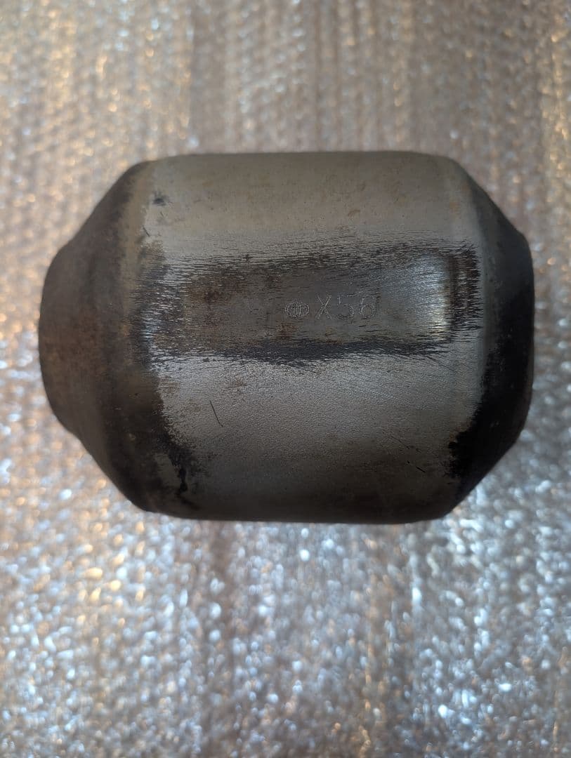 触媒　素材　X56