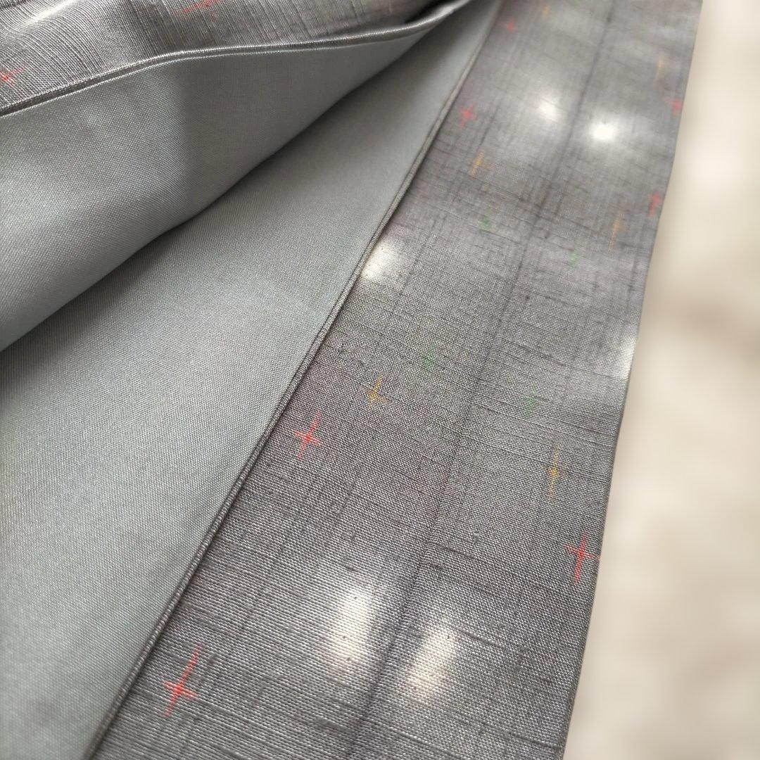 上品絞りグレー 紬着物 カラフル十字模様