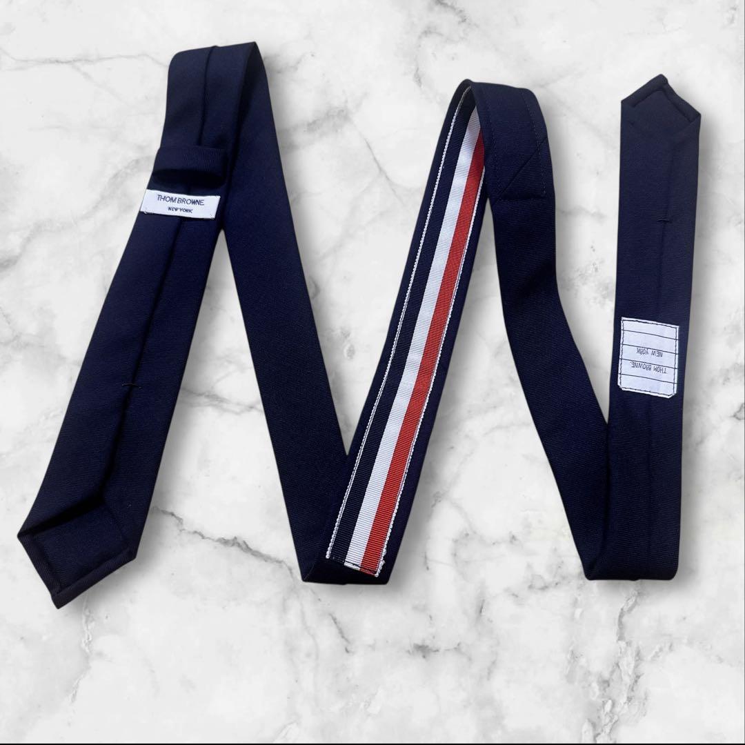 【未使用に近い】Thom Browne ネイビー ネクタイ　トリコロール　ウール