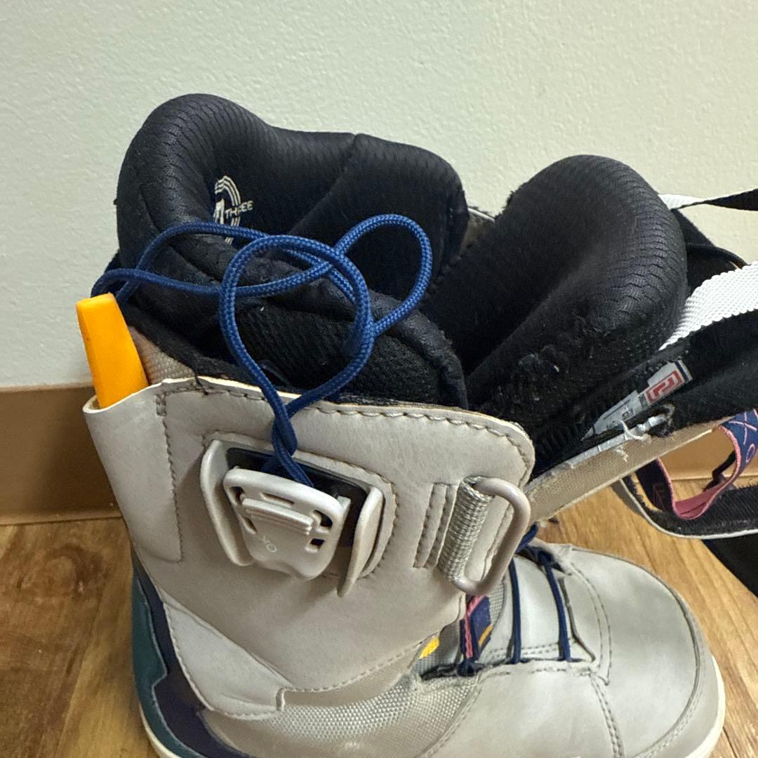 女性用スノーボードブーツ