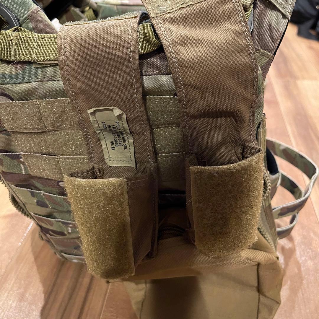 Cork Gear製　AVS プレートキャリア　マルチカム