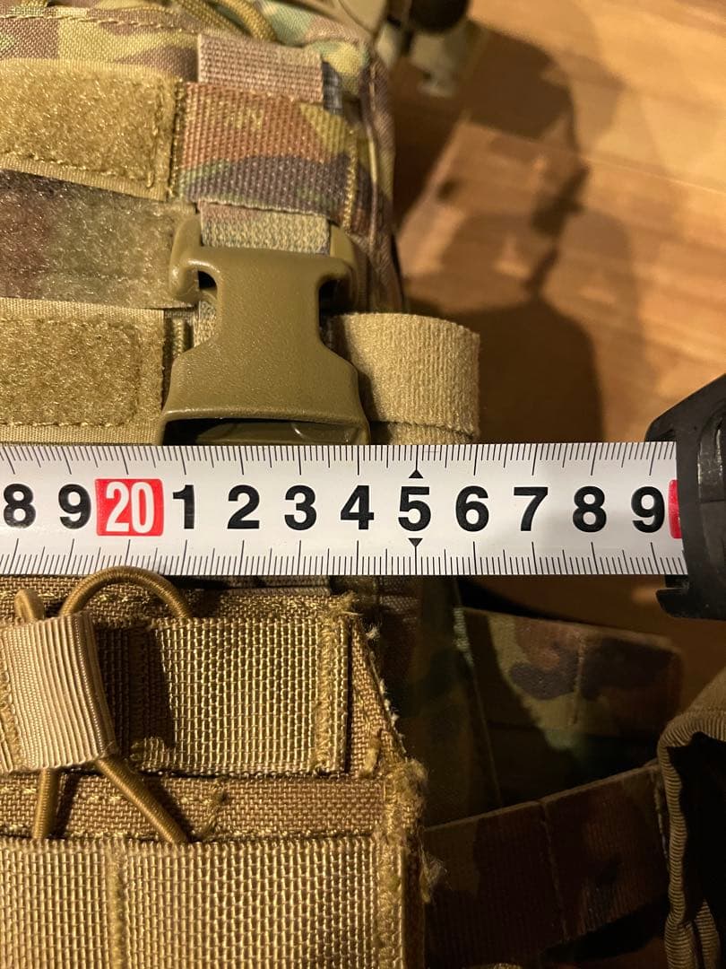 Cork Gear製　AVS プレートキャリア　マルチカム