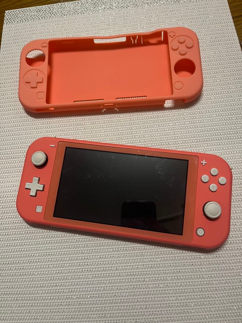 Nintendo Switch Lite コーラル 本体 箱付き