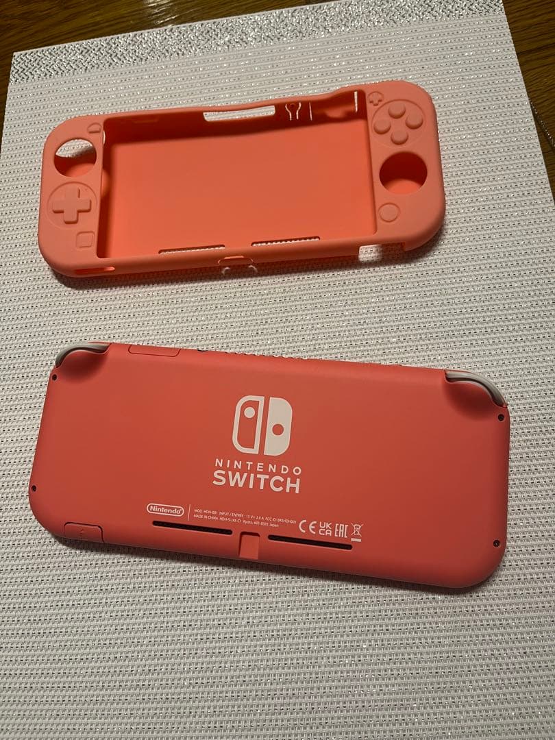 Nintendo Switch Lite コーラル 本体 箱付き