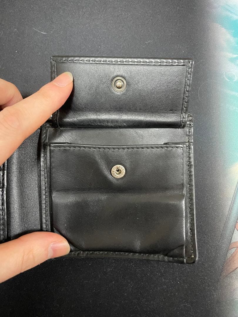 GUCCI スネークデザイン 二つ折り財布
