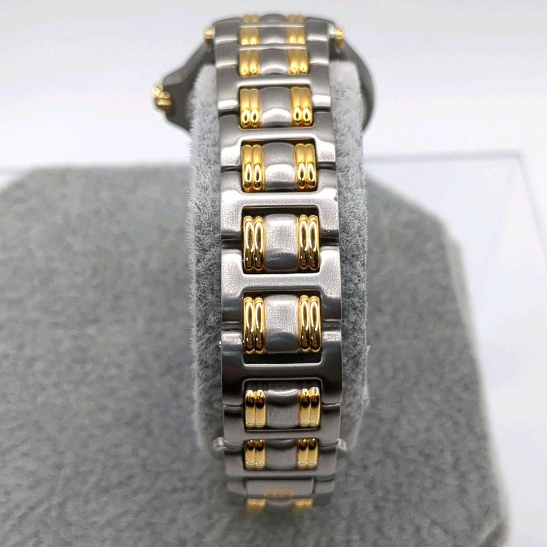 極美品 電池交換済み✨GUCCI シルバー ゴールド 腕時計 9040L