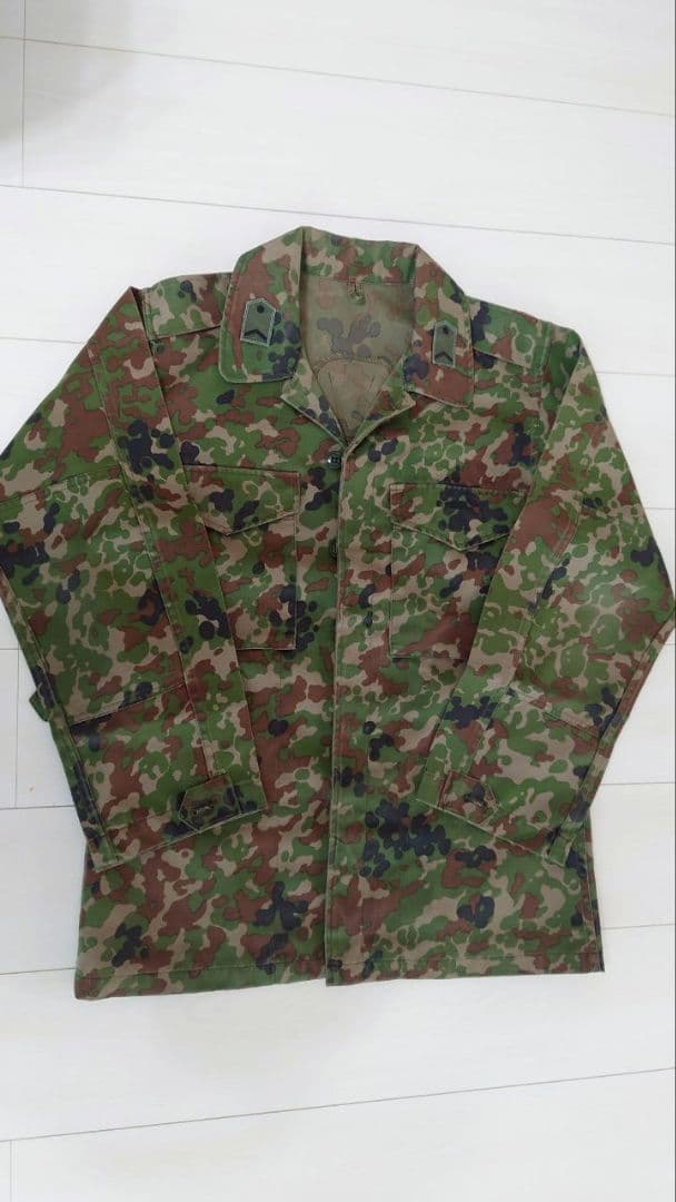 陸上自衛隊　ノンアイロン　迷彩服　上下　5A 　PX品