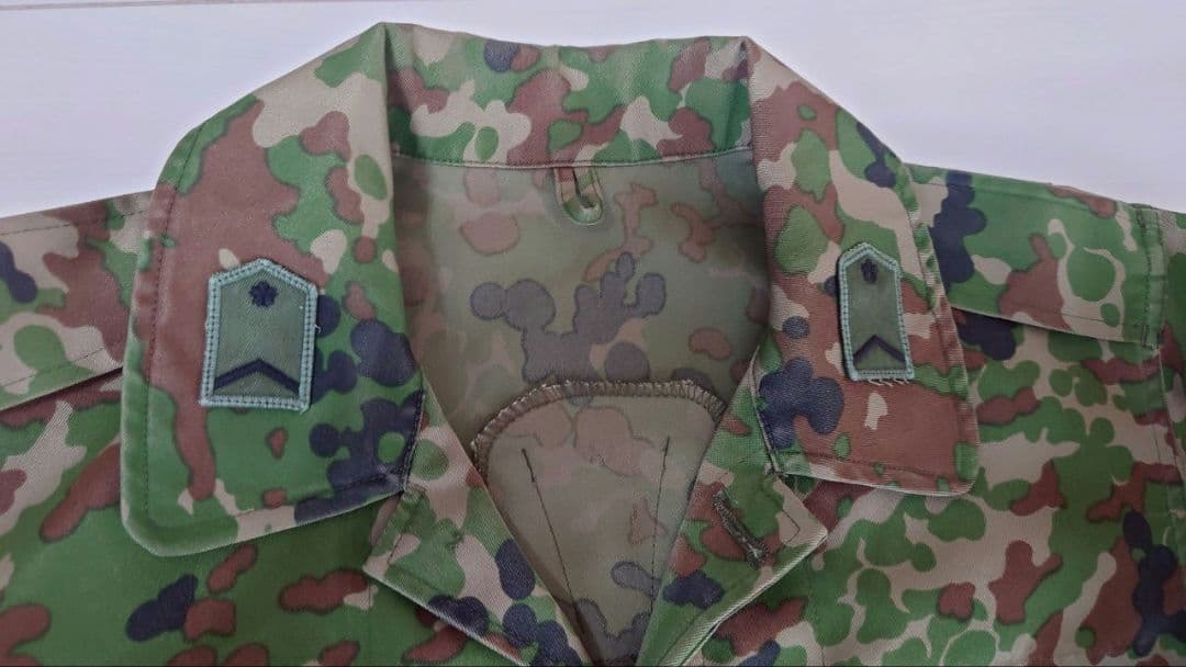 陸上自衛隊　ノンアイロン　迷彩服　上下　5A 　PX品