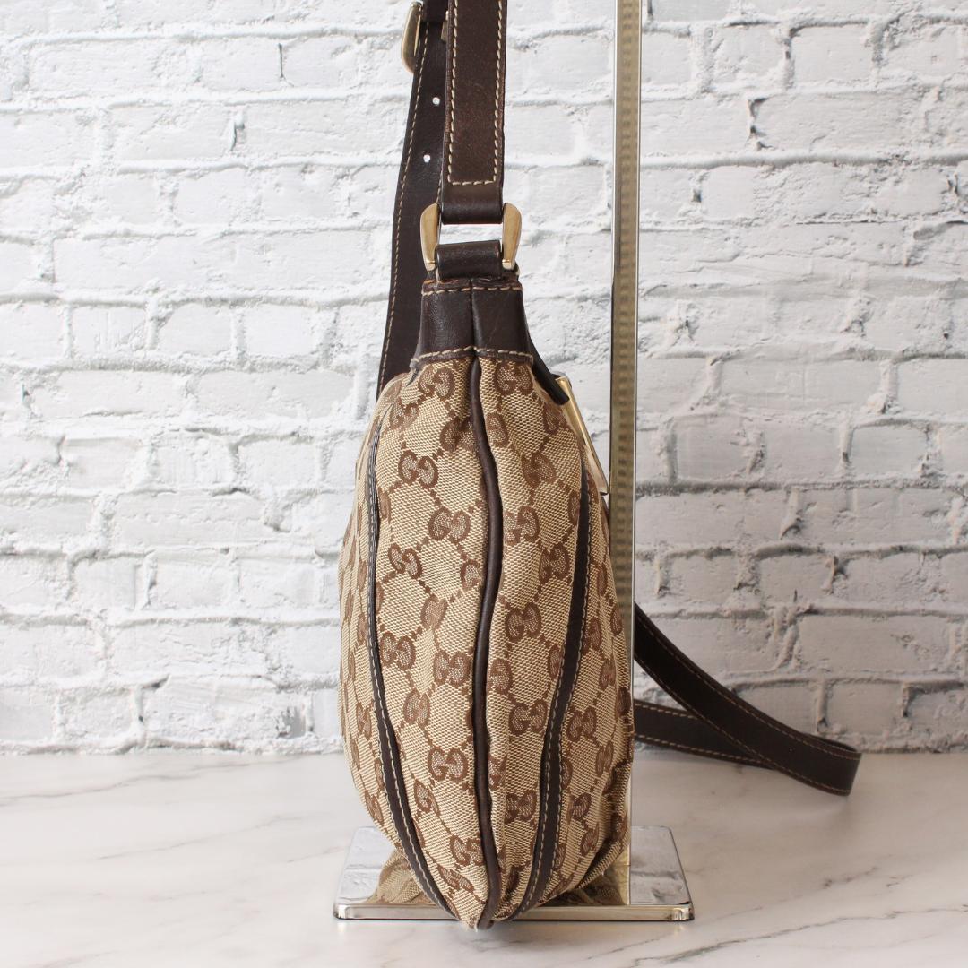GUCCI グッチ ショルダーバッグ アビー GGキャンバス 斜めがけ GG柄