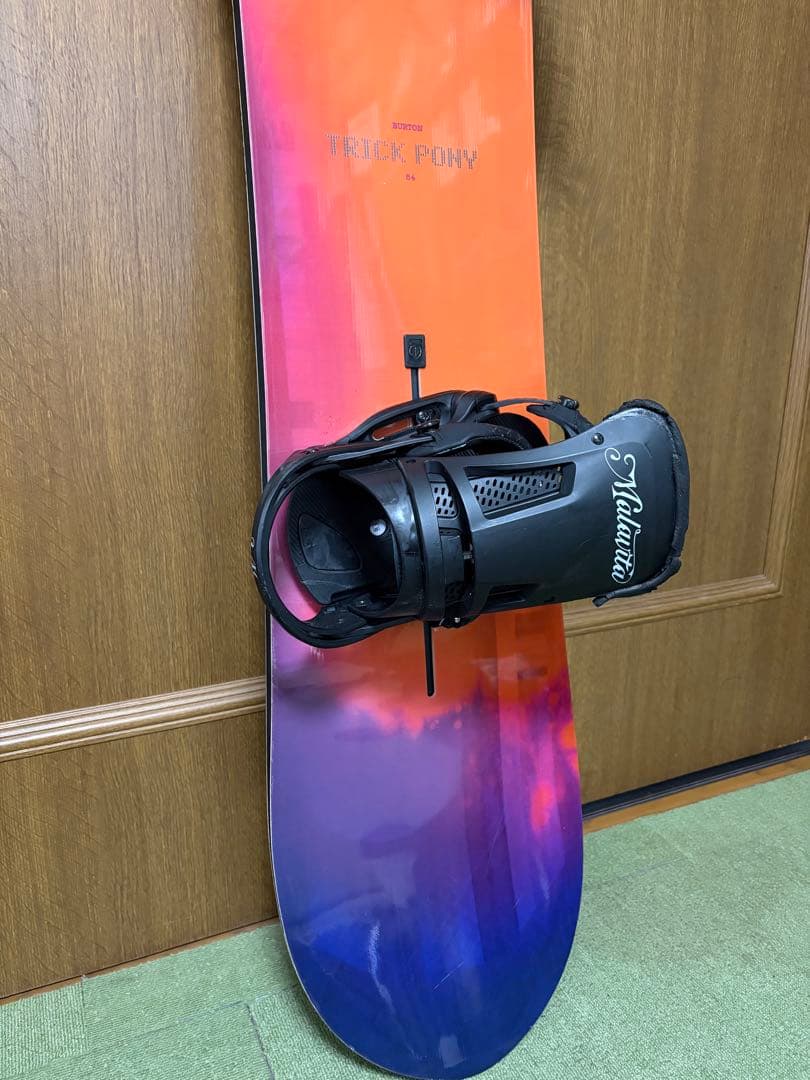 TRICK PONY スノーボード Malavitaバインディング付き