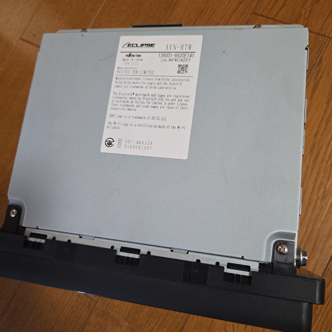 カーナビ ECLIPSE AVN-R7W 7型ワイド メモリーナビ 本体 配線付