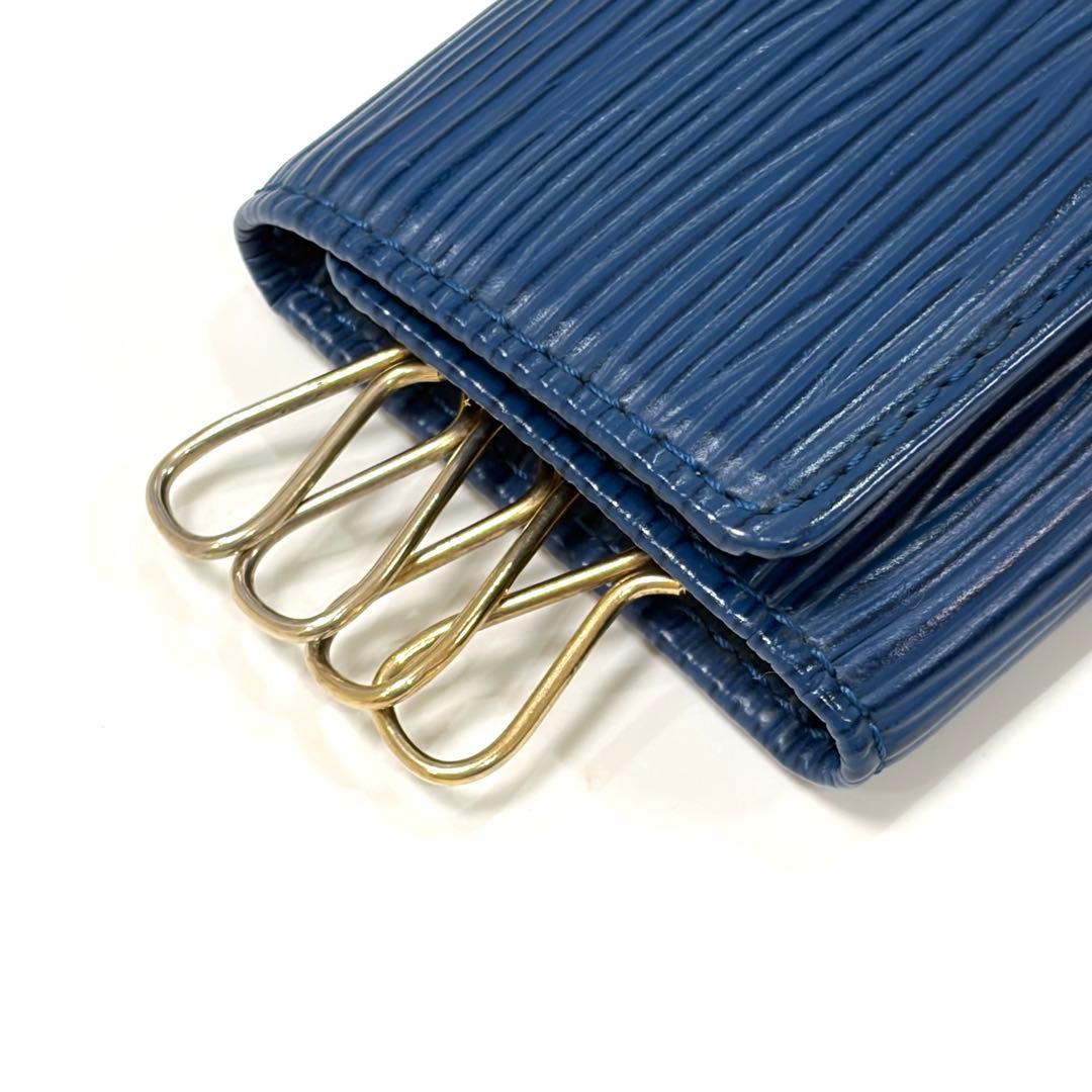 天使エンジェル様⭐️【美品】LOUIS VUITTON 4連キーケース ブルー