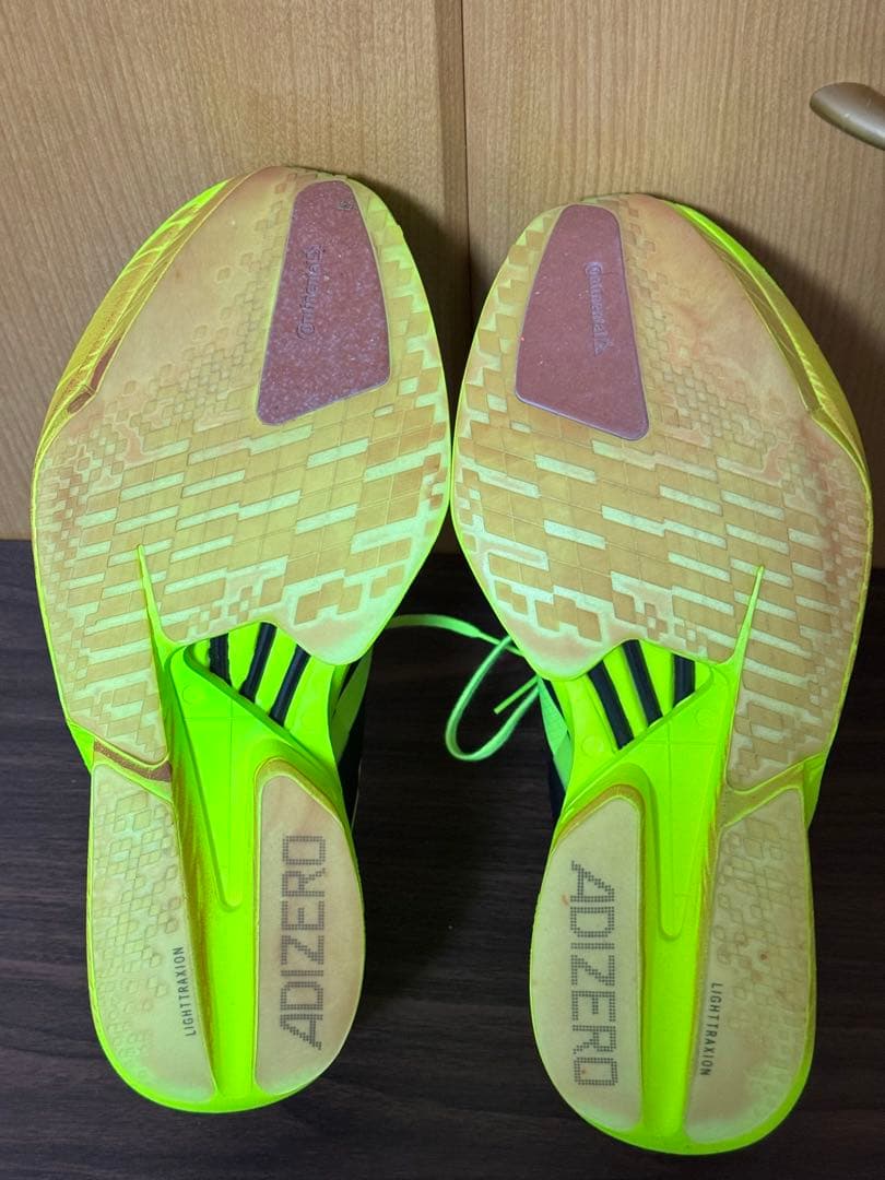 アディオスプロ4 26.0センチ