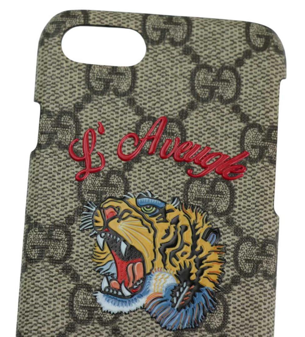 【グッチ】タイガー GGスプリーム iPhone7/8/SEケース Beige