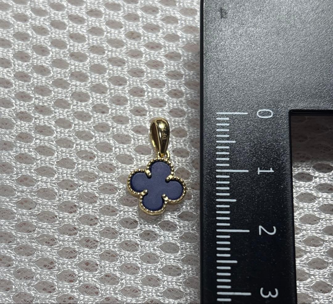ペンダントトップ　四つ葉クローバーk18 オニキス18金　刻印