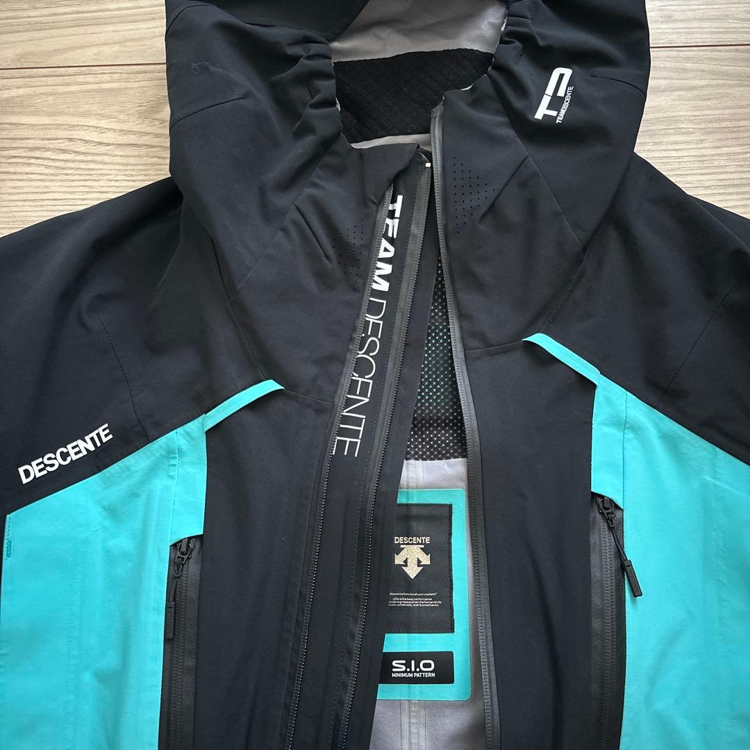 DESCENTE スキーウェア　上下セット　L サイズ　デサントチーム