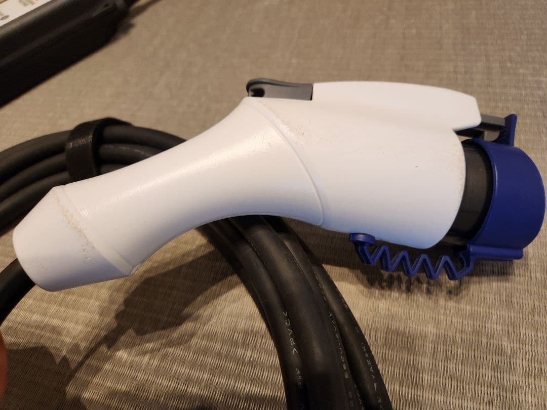 ★送料無料★三菱純正 充電ケーブル 200V アウトランダーPHEV EKクロス