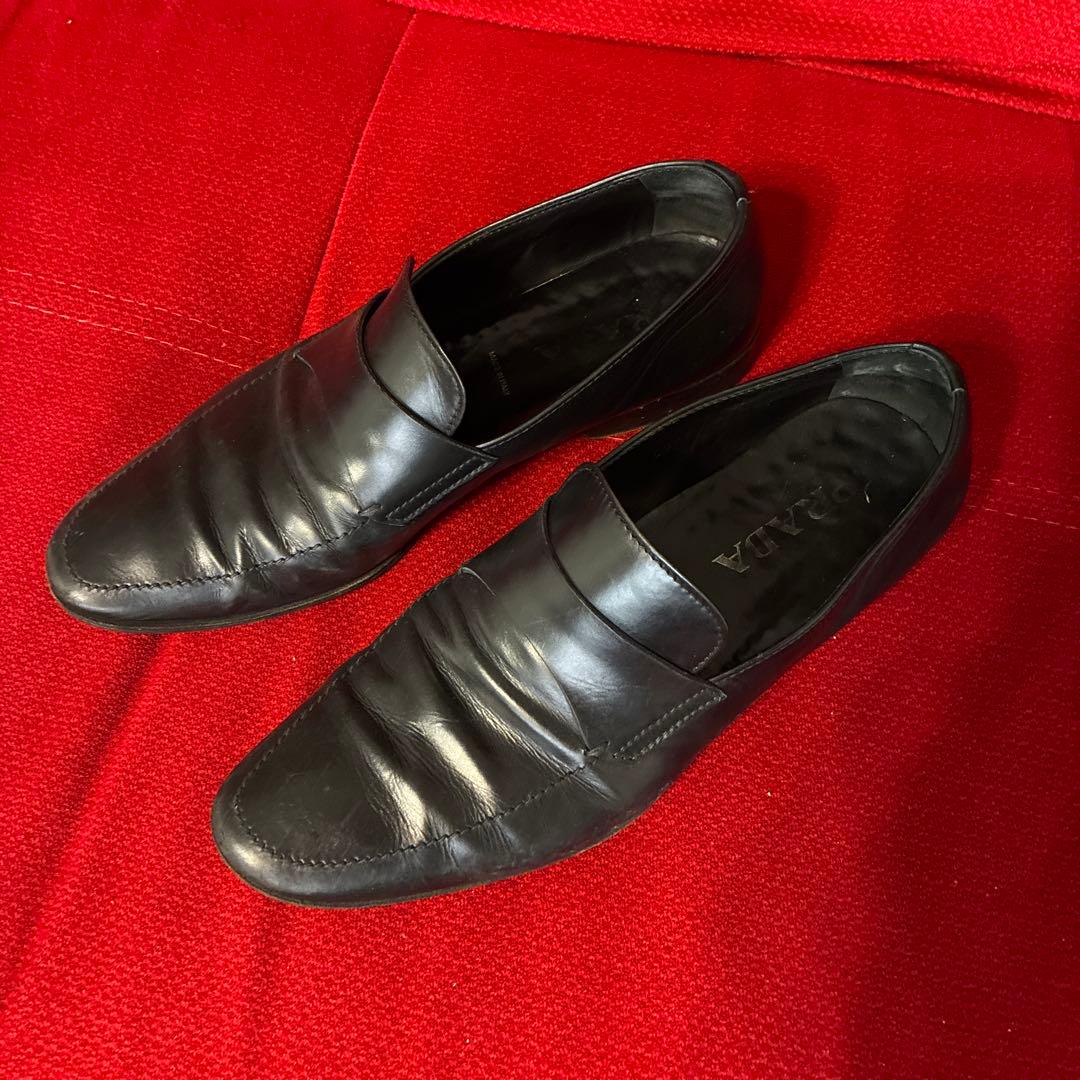 PRADA ブラック レザー ローファー