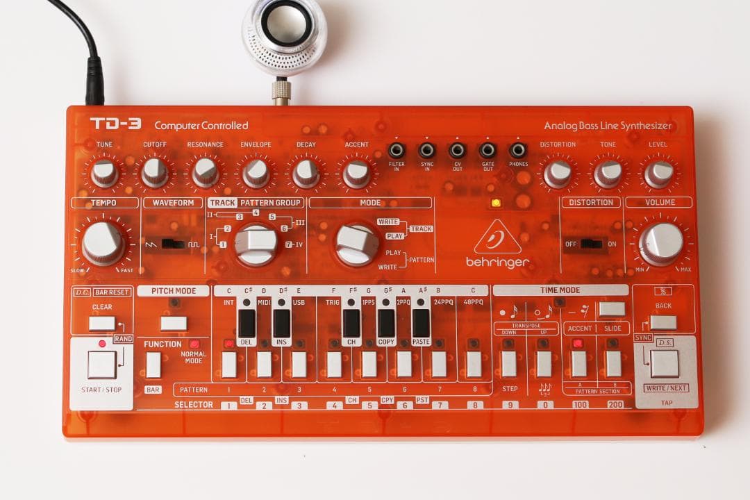【オレンジ】behringer TD-3-TG アナログシンセサイザー