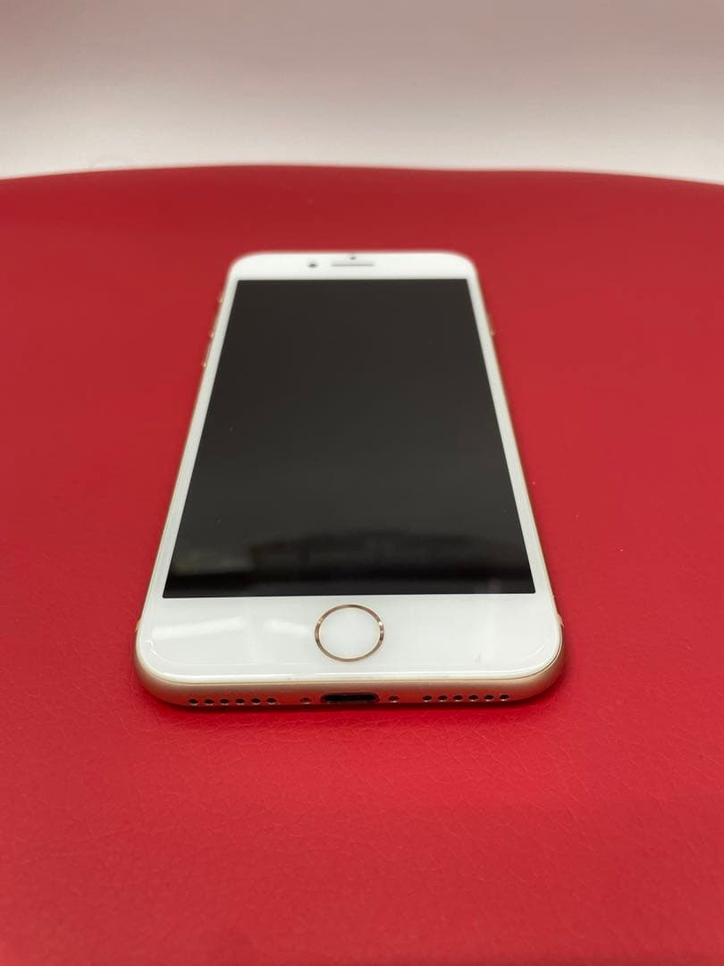 T*e様 Apple iPhone 8 ゴールド 64GB