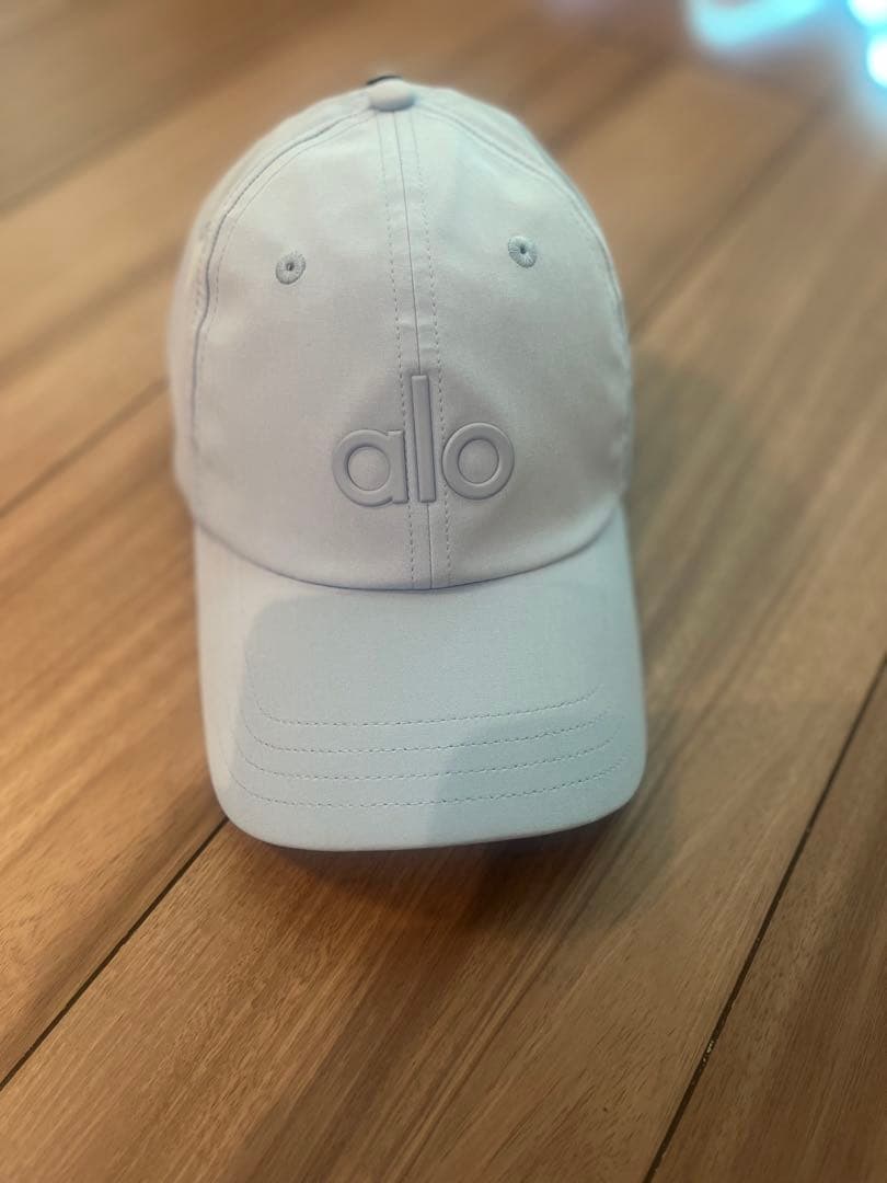 Alo Yoga キャップ